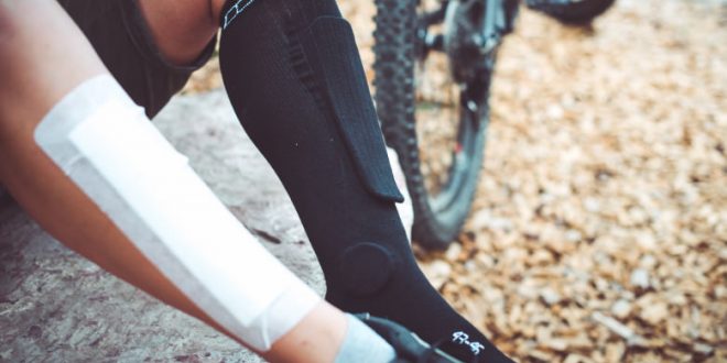 Calcetines con protección para tobillo y espinilla ION BD-Socks 2.0 2018