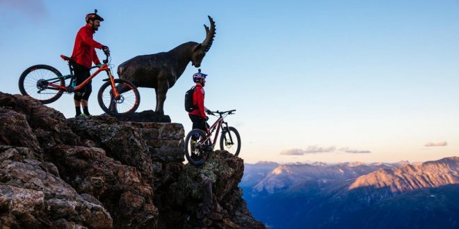 DANNY MACASKILL & CLAUDIO CALUORI