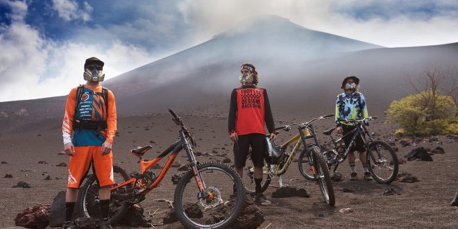 DESCENSO DEL VOLCAN MOMOTOMBO The Return to Momotombo