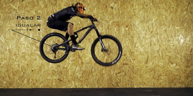 COMO HACER UN BUNNY HOP Y POTENCIARLO AL MAXIMO