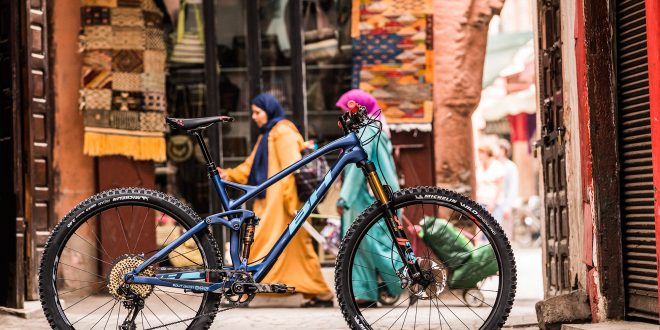 BH LYNX 5 CARBON 2 VERSIONES PARA DOMINAR EL ENDURO