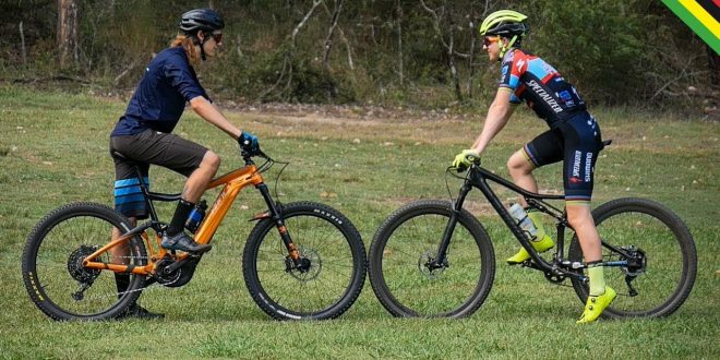 EBIKE AMATEUR vs BICI NORMAL CAMPEON DEL MUNDO XC ¿QUIEN ES MAS RAPIDO?