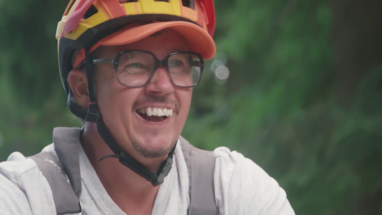 LOS EBIKERS SE BURLAN DE LOS CICLISTAS PURISTAS DE MTB