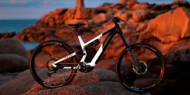 NUEVA EBIKE ENDURO MTB COMMENCAL META POWER CON SHIMANO EP8