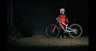 CON 10 AÑOS CONQUISTA VALLNORD BIKE PARK