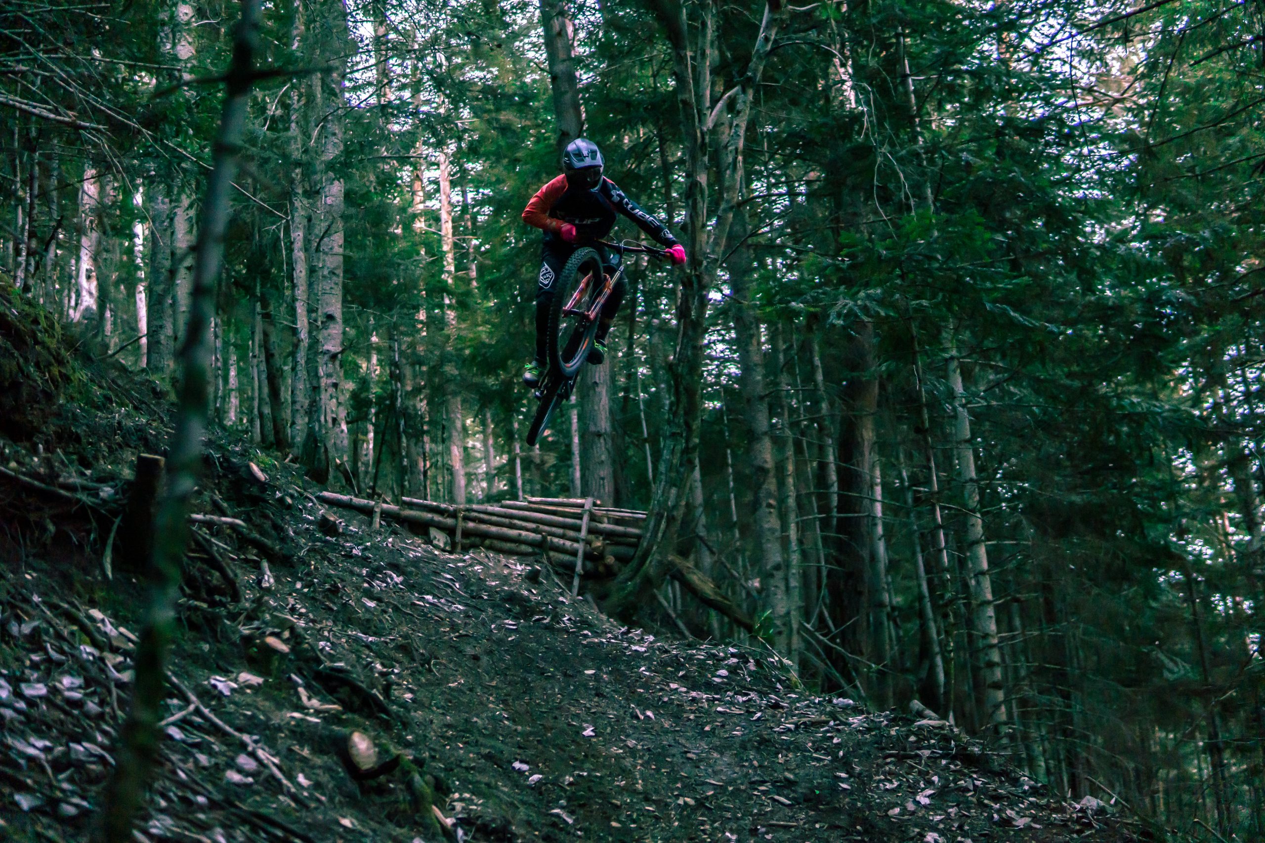 HARMONY EN ENDUROMIES MTB