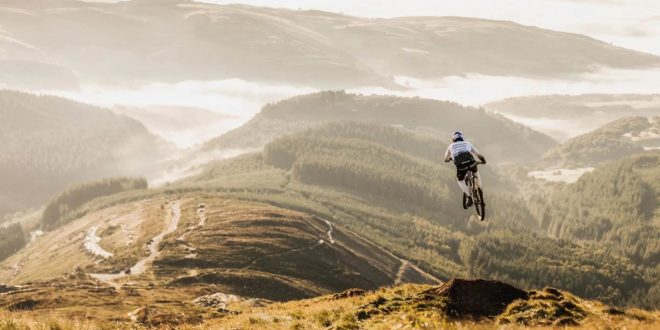 GEE Y DAN ATHERTON MTB SALVAJE!