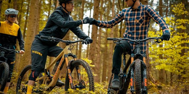 3 OBJETOS QUE NO DEBES LLEVAR EN LOS BOLSILLOS DEL PANTALÓN MTB