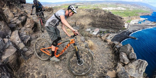 DESCENSO MTB MITICO DE PUERTO TAZACORTE ISLA DE LA PALMA