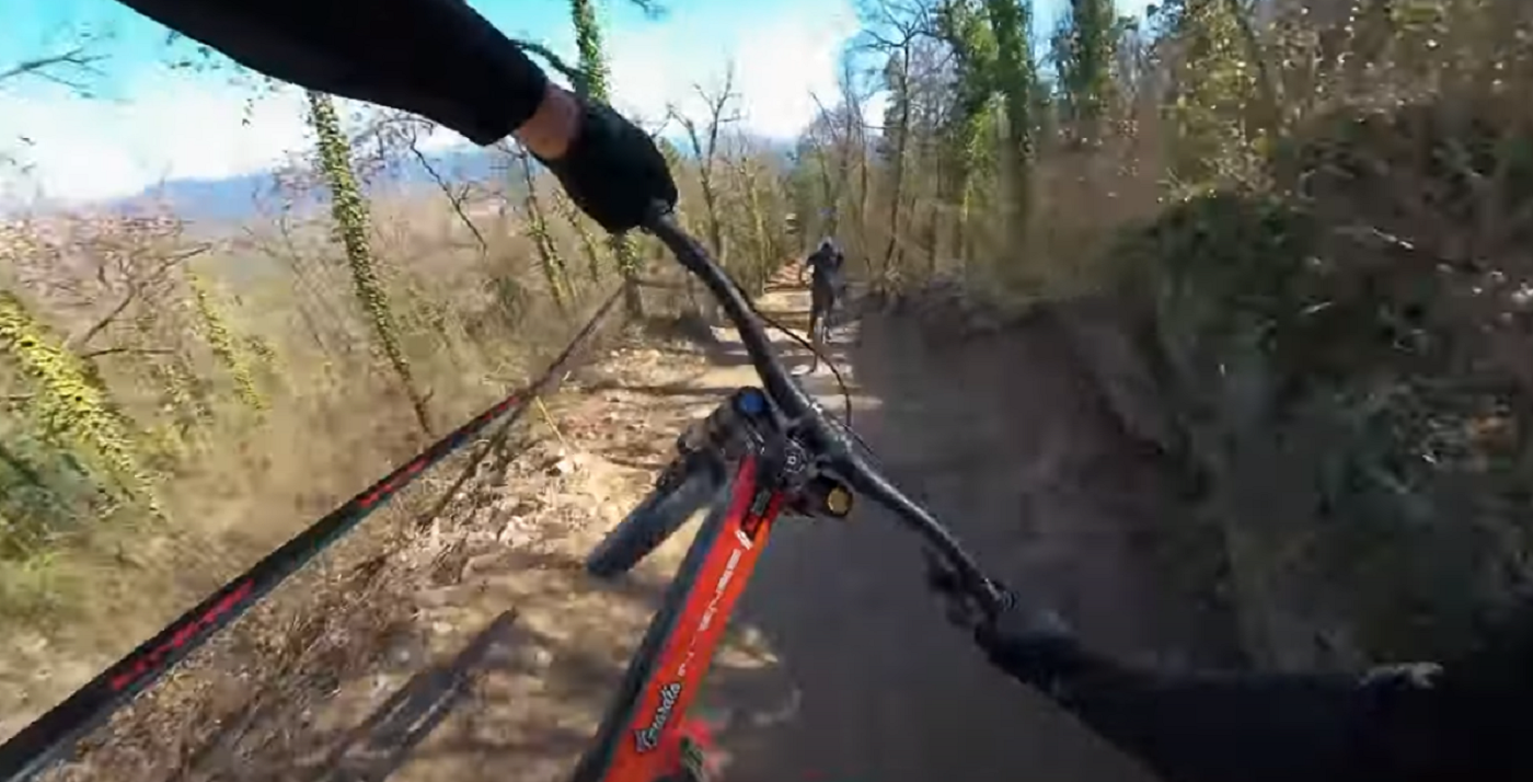 EL NUEVO CIRCUITO DE DESCENSO INTENSE 4 RIDERS BIKEPARK DONDE COMPITIERON MARTIN MAES Y AMAURY PIERRON