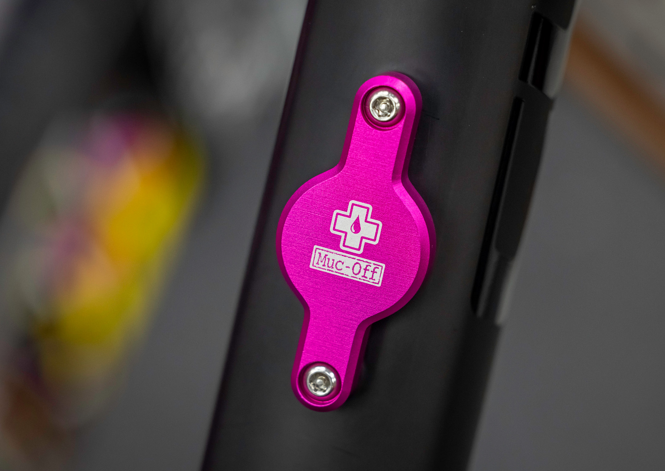 Muc-Off Secure Tag sistema antirrobo para contrarestar la escalada del robo de bicis