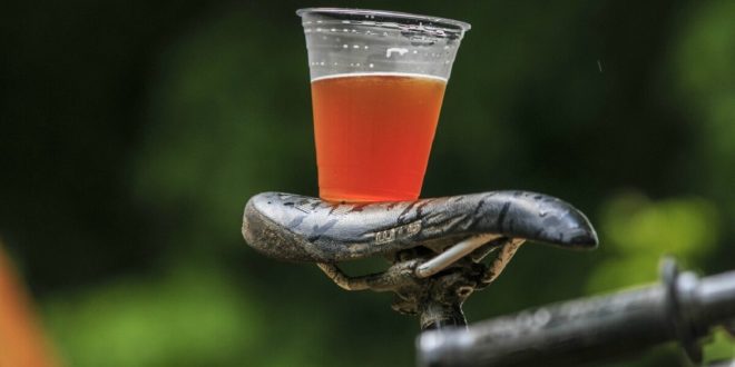 3 consejos para montar en bicicleta de montaña con resaca