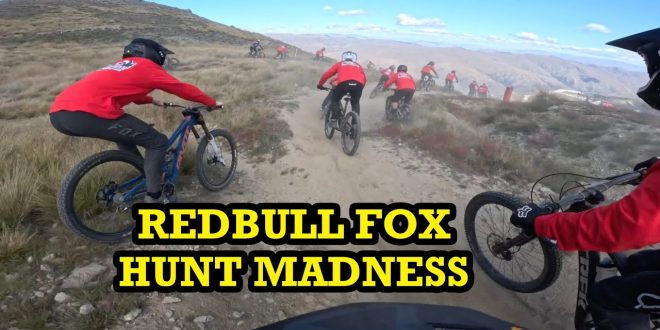 Bernard Kerr a la caza en la Red Bull Fox Hunt 2023