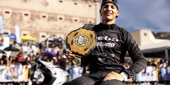 Juanfer Vélez campeón de la Red Bull Cerro Abajo 2023